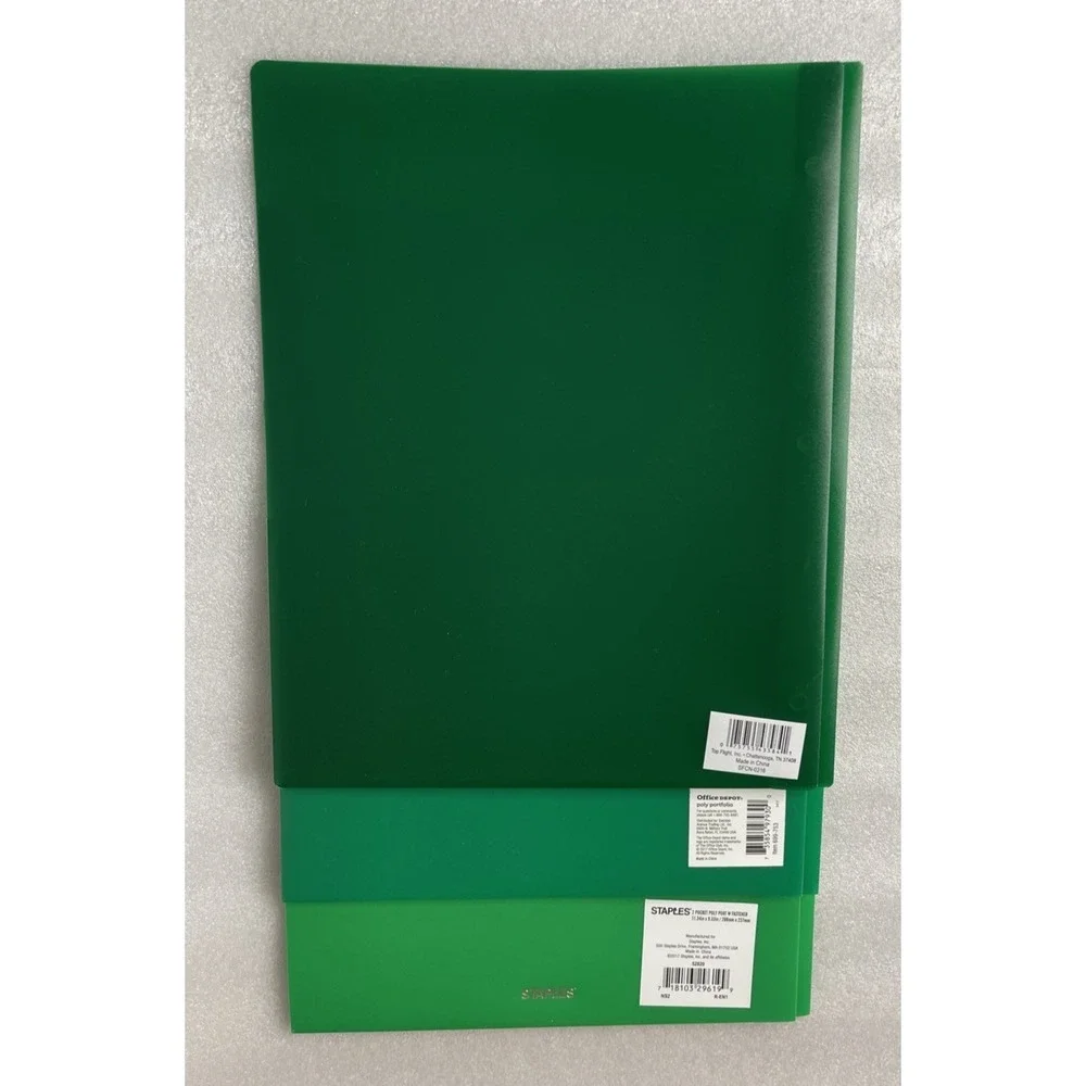 Plastic Poly Folders 2 Pocket w/ Prongs 9.4